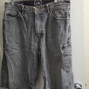 G-Unit Men's Gray Cargo Denim Shorts with Utility Pockets Size 34